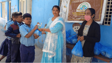 Students receiving supplies 