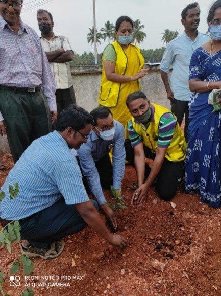 Volunteers planting trees